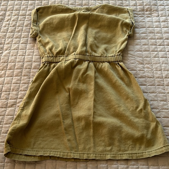 EUC -👗Carter’s Little Pocket Dress - Picture 4 of 8
